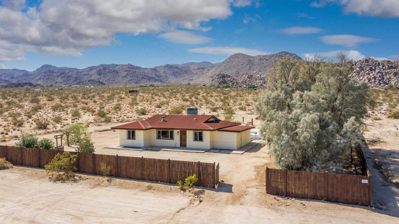 @ Marbella Lane - The Moon Designer Home Right Behind The Jtnp Joshua Tree Exterior foto