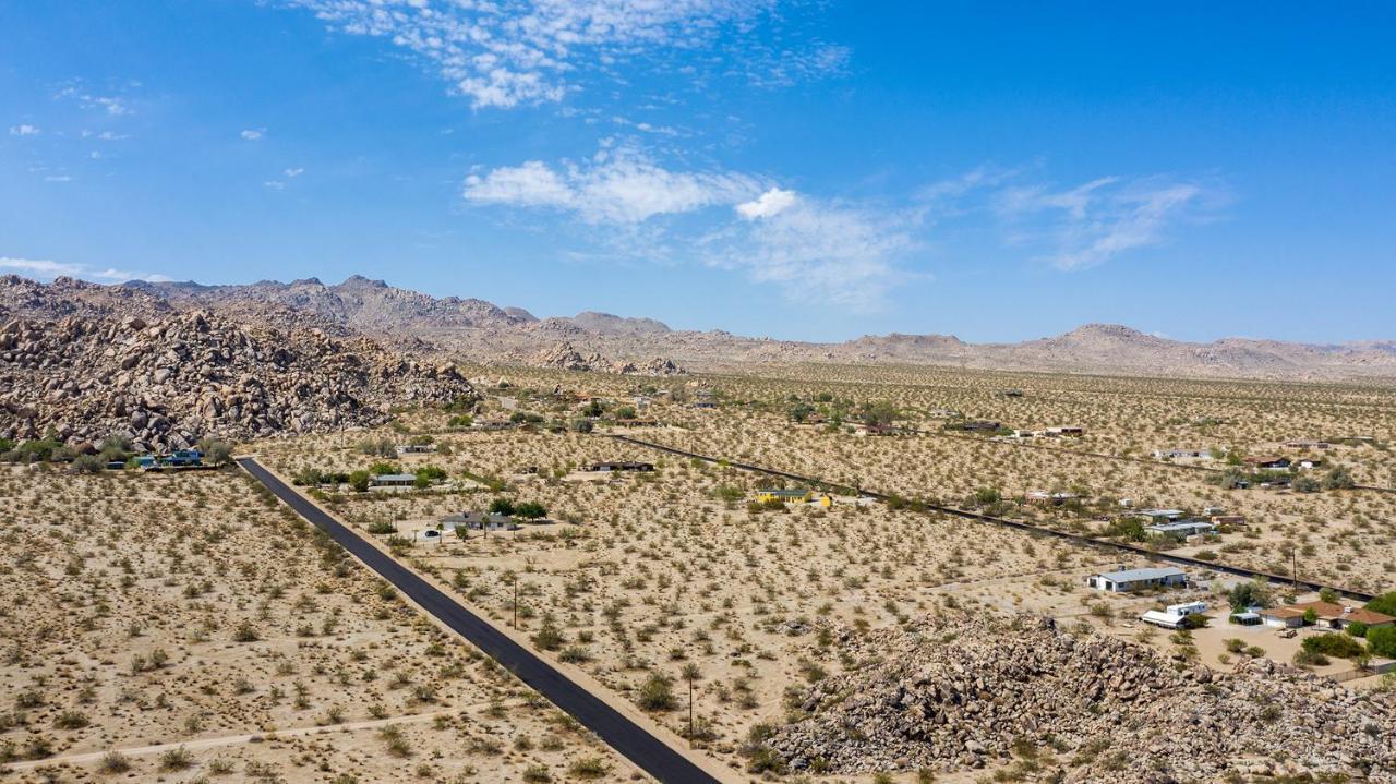 @ Marbella Lane - The Moon Designer Home Right Behind The Jtnp Joshua Tree Exterior foto